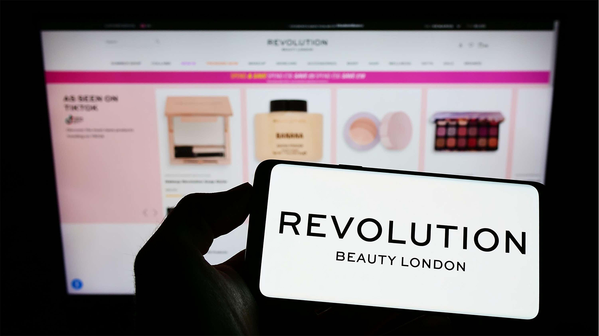 برند Makeup Revolution ؛ انقلابی در دنیای آرایش